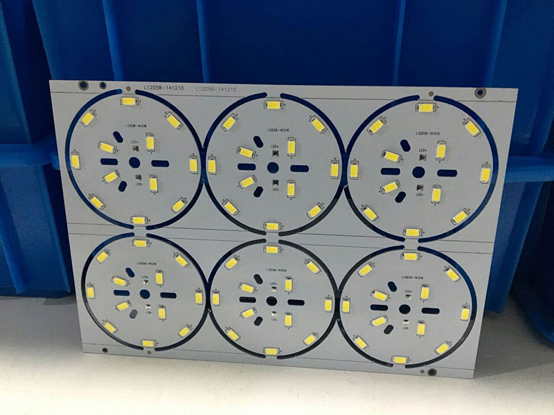 常熟LED燈板SMT貼片加工